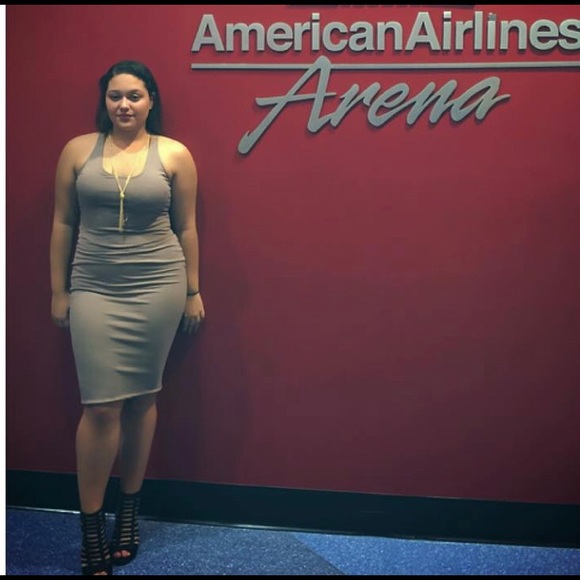 Taupe Strappy Back Bodycon Tight Midi Dress - Picture 5 of 5